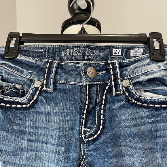 Miss Me Irene Bermuda tabbed pockets white stitching size 27 rocker modest denim - Picture 11 of 14